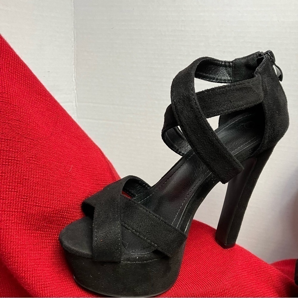 Black platform shoe size 7 - Picture 4 of 7